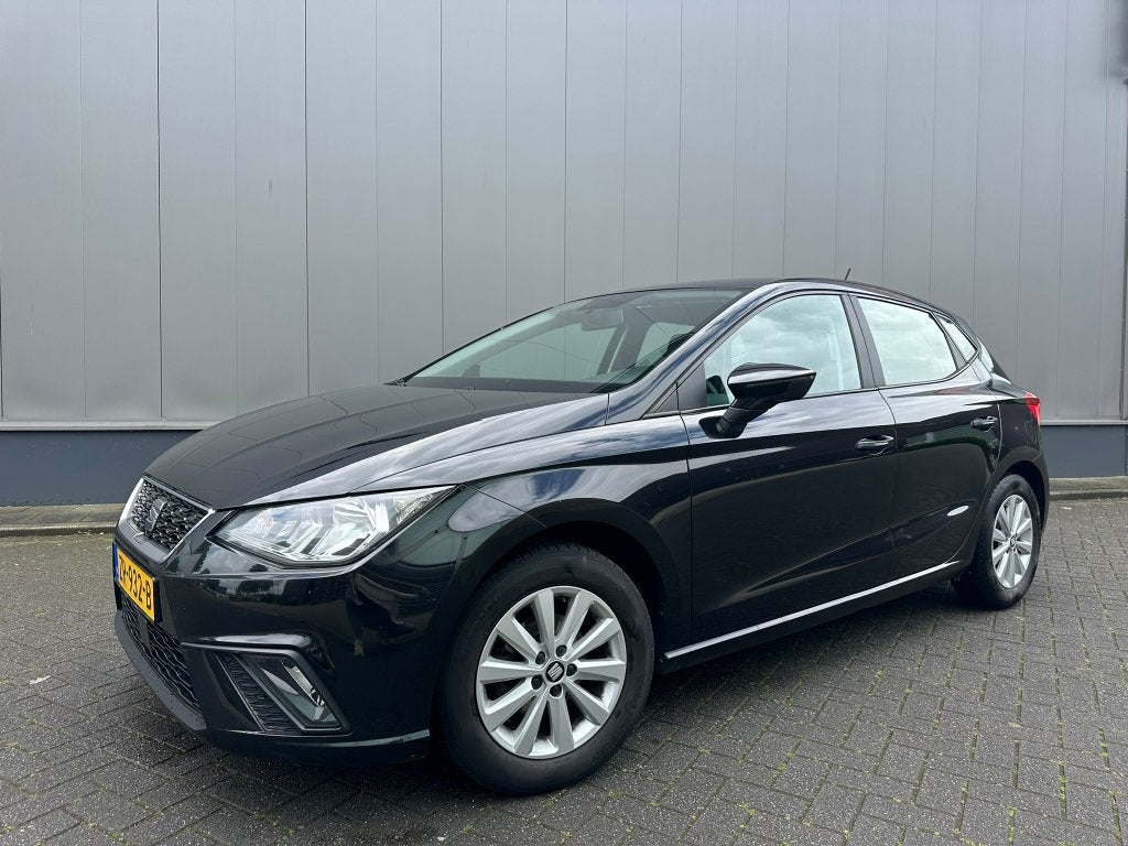 Seat Ibiza, Apple carplay/android, zwart, LMV, nieuwe APK, Auto's, Seat, Voorwielaandrijving, Stof, 40 €/maand, Euro 6