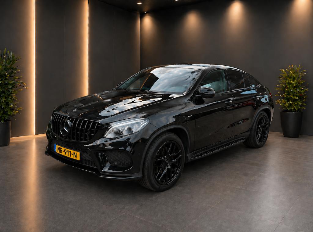 Mercedes-Benz GLE 43 AMG Coupé  Zwart  Panoramadak  Topstaat, Auto's, Automaat, 367 pk, Zwart, Leder
