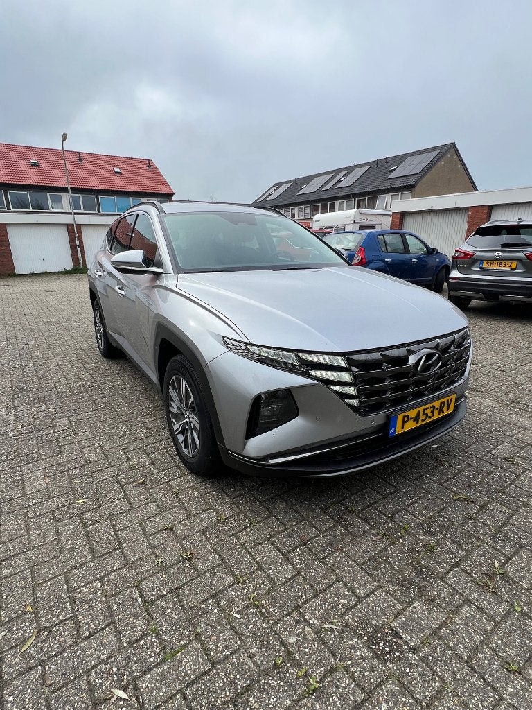 Foto 2 van Hyundai Tucson 1.6 T-gdi HEV 230pk Aut. 2022 Grijs