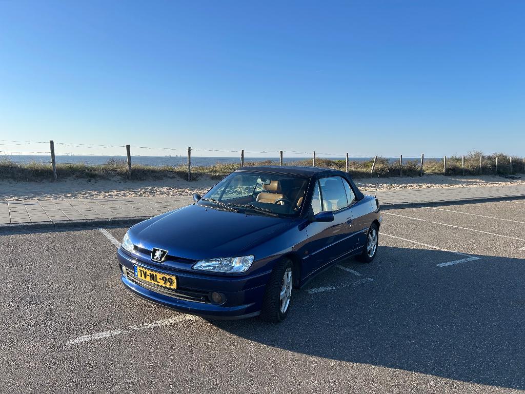 Peugeot 306 1.8 Cabrio 1998 | APK tot mei 2027, Auto's, Peugeot, 4 cilinders, Cabriolet, Blauw, Handgeschakeld