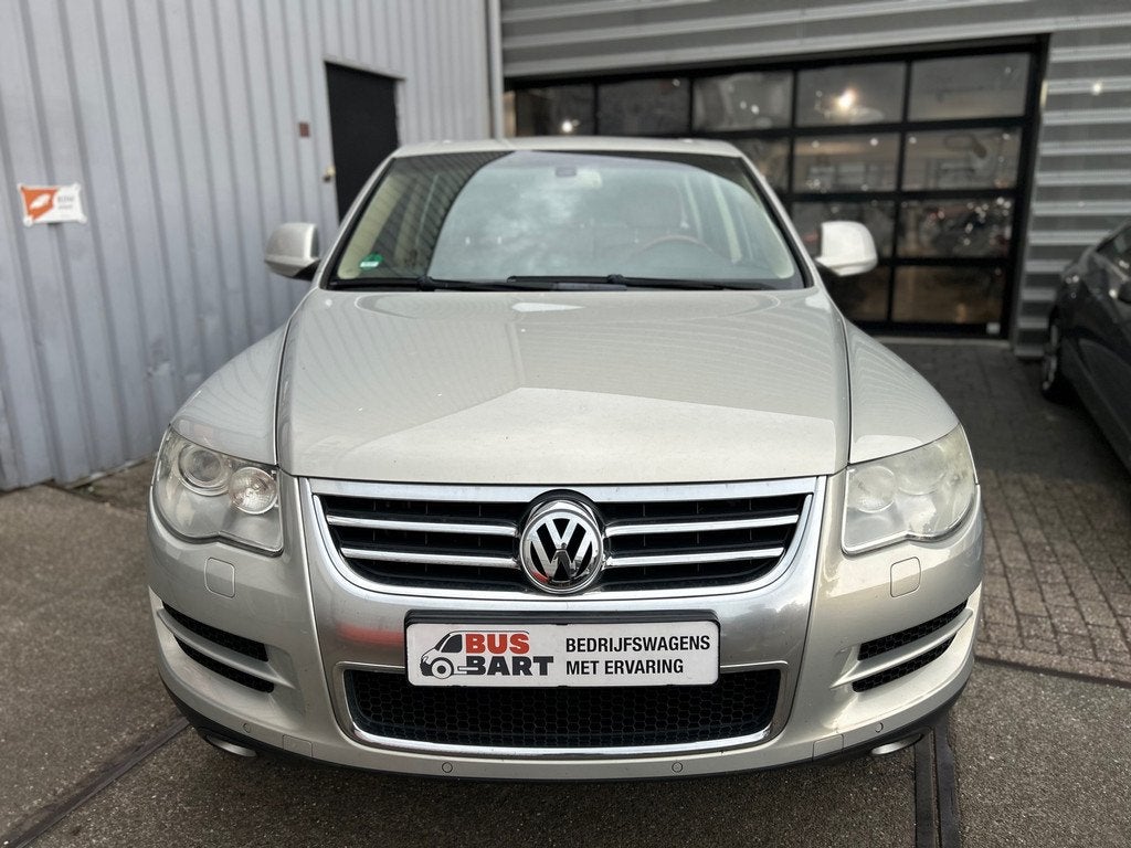 Volkswagen TOUAREG 4.2 V8 FSI|Memory|Schuif/Kantel Dak|Cruis, Automaat, Gebruikt, 2307 kg, Leder