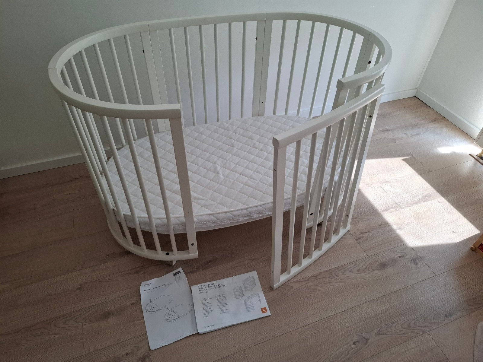 Stokke Sleepi bed - Wit, Zo goed als nieuw, Minder dan 140 cm, Minder dan 70 cm, Ophalen