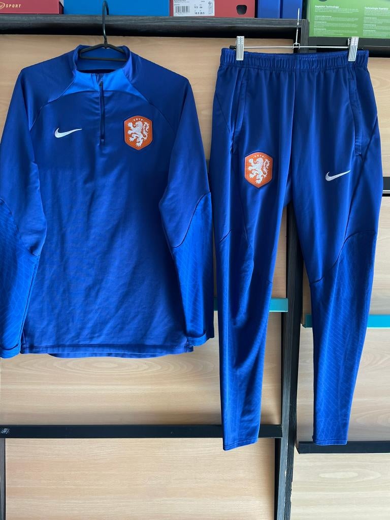 Nederlands Eftal Nike Trainingspak Maat S, Kleding | Heren, Sportkleding, Blauw, Nike, Ophalen of Verzenden, Zo goed als nieuw
