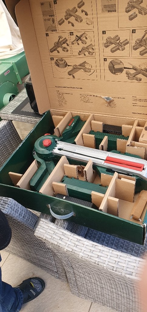 Zaagstation/tegelsnijder, Ophalen, Zo goed als nieuw