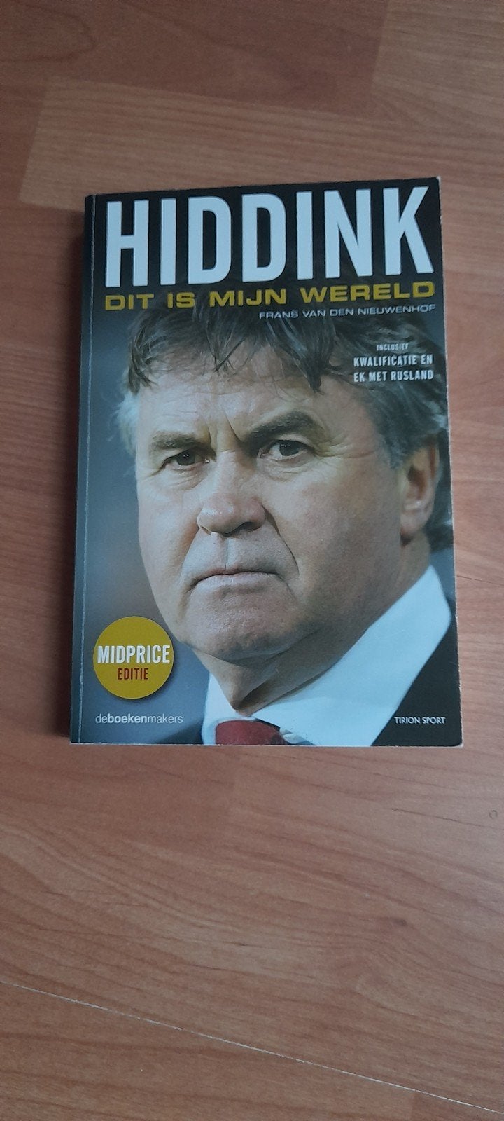 Frans van den Nieuwenhof - Hiddink, Nieuw, Ophalen of Verzenden, Sport, Frans van den Nieuwenhof