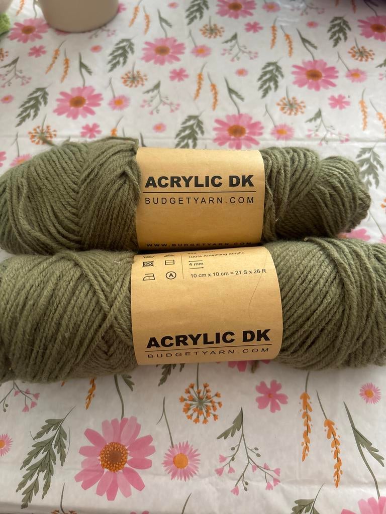 Budgetyarn Acrylic DK Garen - Olijfgroen, Ophalen of Verzenden, Nieuw, Breien of Haken, Wol of Garen