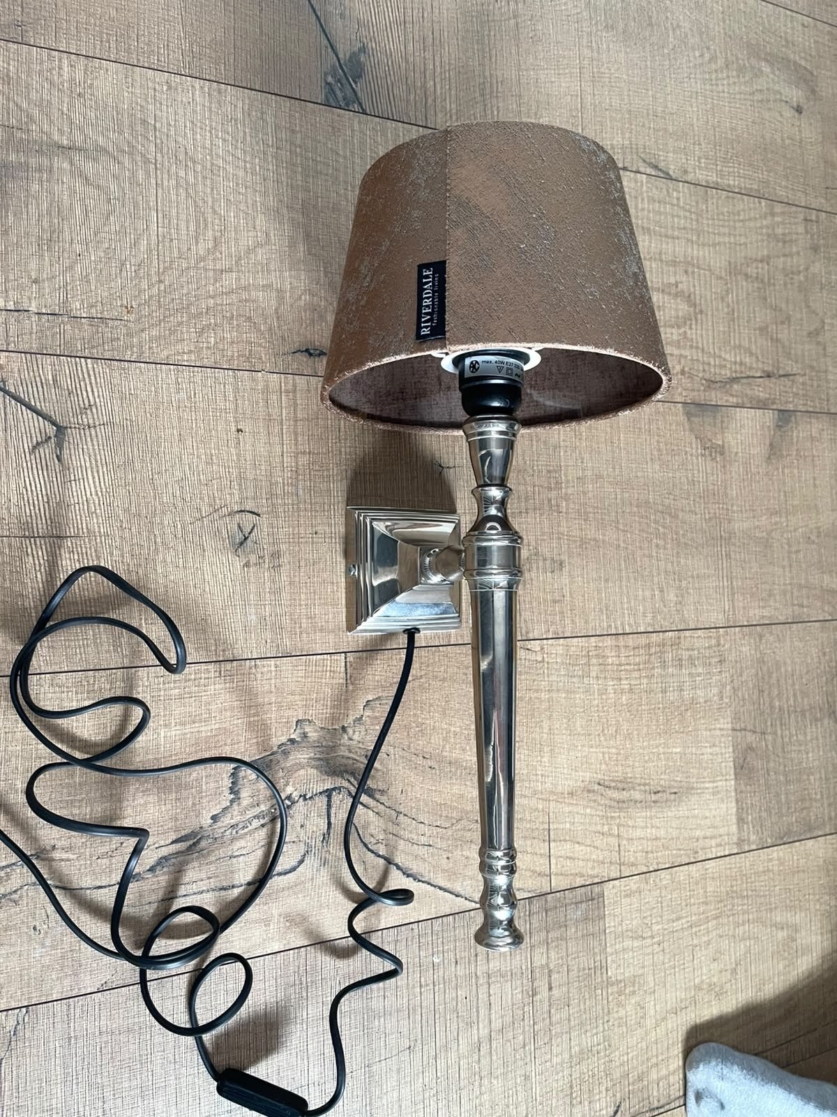 Riverdale wandlamp met bruine kap, Ophalen, Gebruikt, Bruin, E27 (groot)