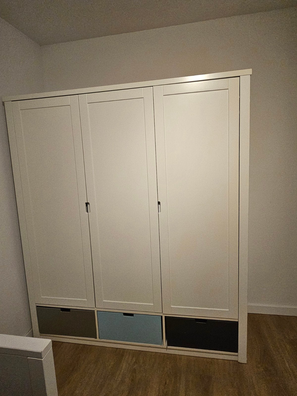 Complete Bopita slaapkamer set: kast en halfhoogslaper, Ophalen, Zo goed als nieuw, Eenpersoons, Modern, functioneel