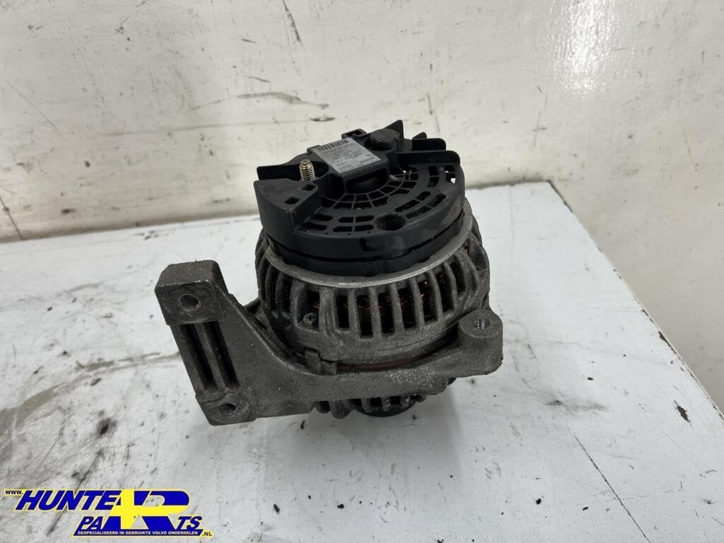 Dynamo Volvo V70/S60/XC90 2.4D I ('00-'08) 30667894, Auto-onderdelen, Gebruikt, Ophalen of Verzenden, Volvo