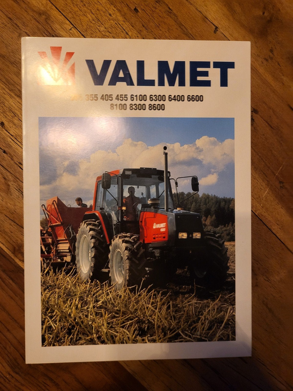 tractor folder Valmet 305 355 405 455 6100 6300 8100 8600, Ophalen of Verzenden, Zo goed als nieuw