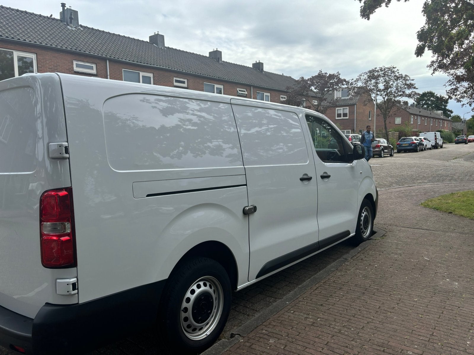 Opel Vivaro L2H1 2.0 Automaat 145pk 2023 | 23.442 km, Auto's, Stof, 4 cilinders, 2500 kg, Wit