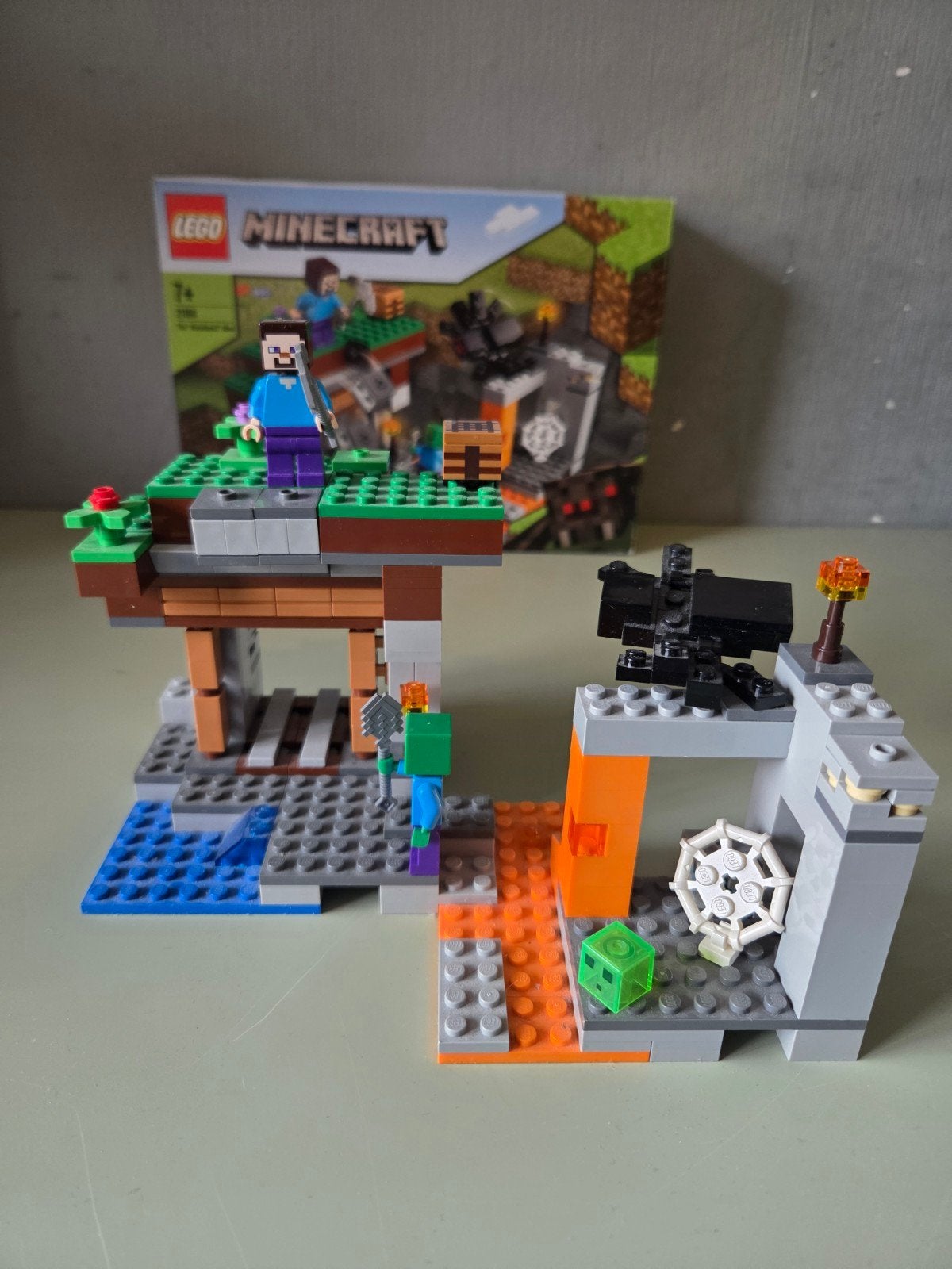 Lego Minecraft 21166 The "abandoned" mine, Ophalen, Zo goed als nieuw