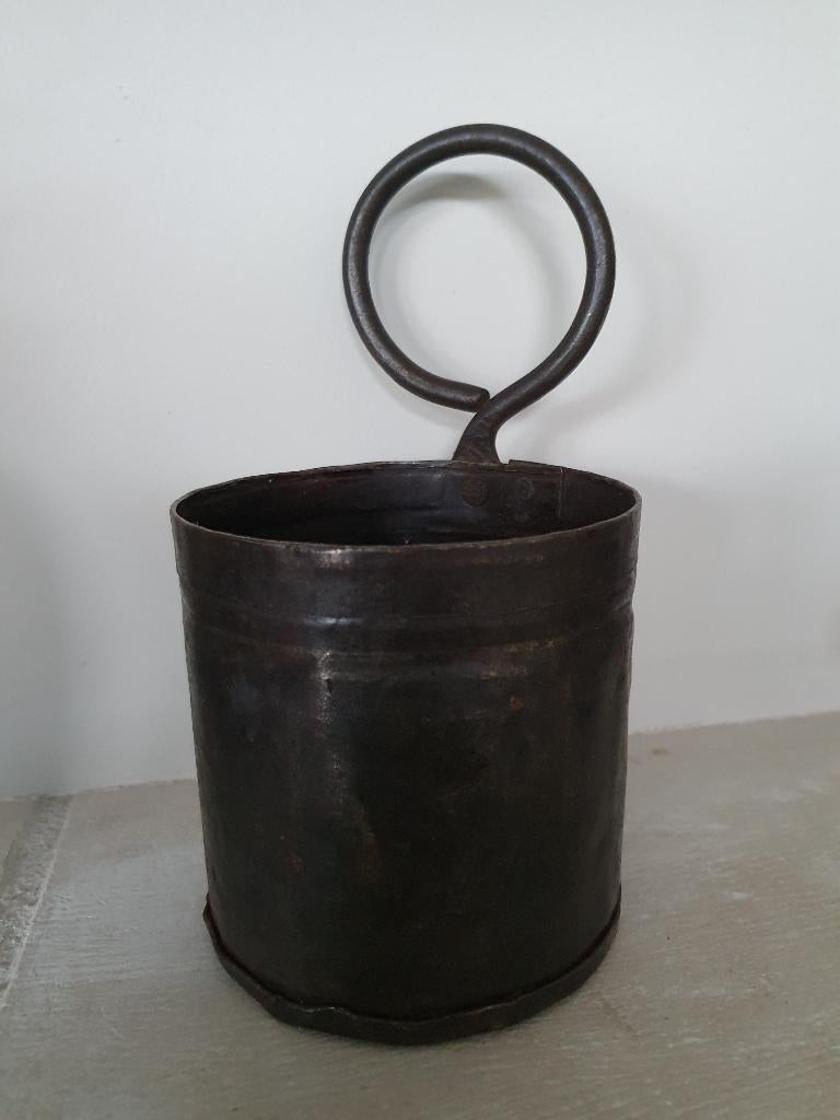 Oud metalen bakje / fleshouder uit India, Ophalen of Verzenden, Metaal, Bruin, Landelijk