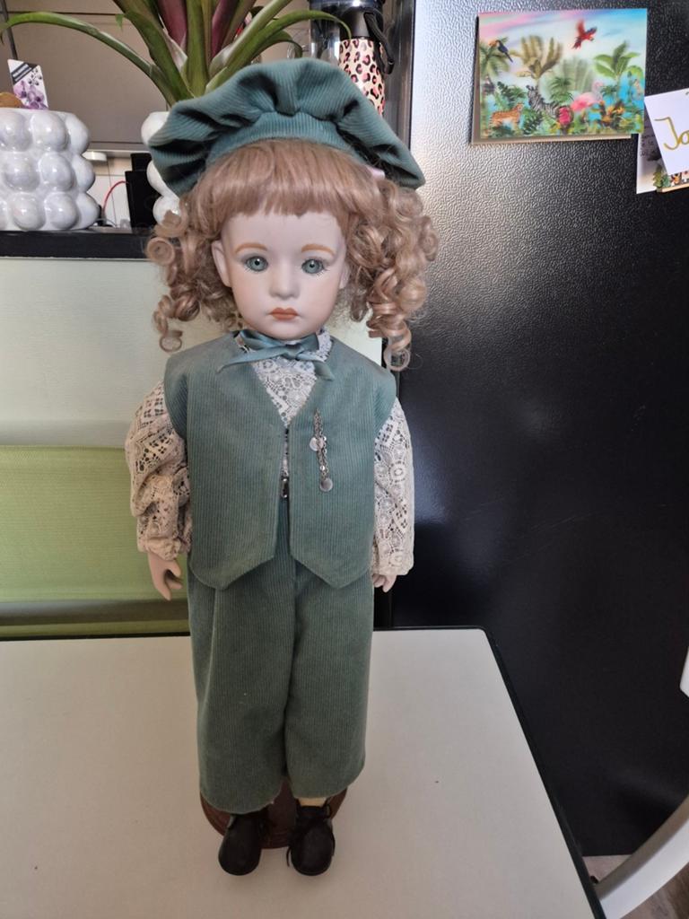 Te koop heel veel verschillende porseleinen poppen, Ophalen of Verzenden, Pop