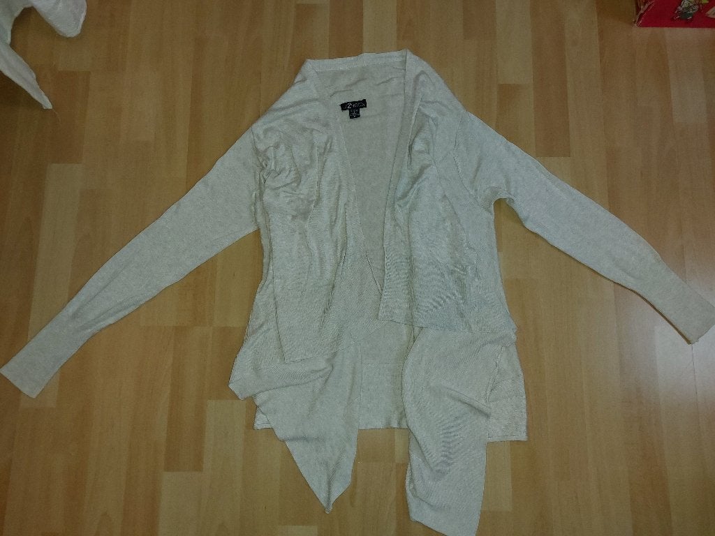 Creme vest / cardigan, Up2Fashion, Ophalen of Verzenden, Zo goed als nieuw, Beige