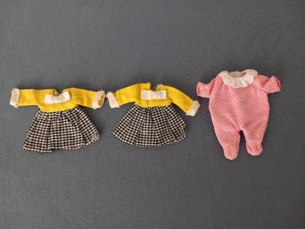 Vintage 3 kleine poppen kleertjes jaren 50., Ophalen, Gebruikt, Kleertjes