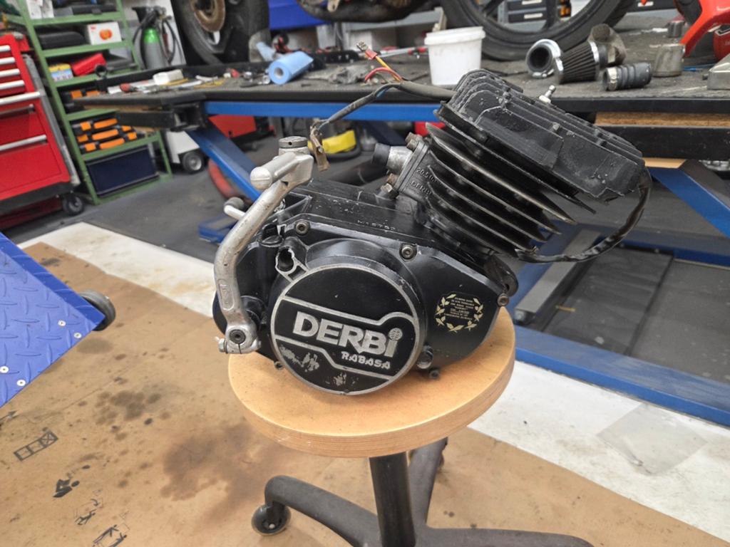 Derbi rabasa blok, Ophalen, Gebruikt, Blok