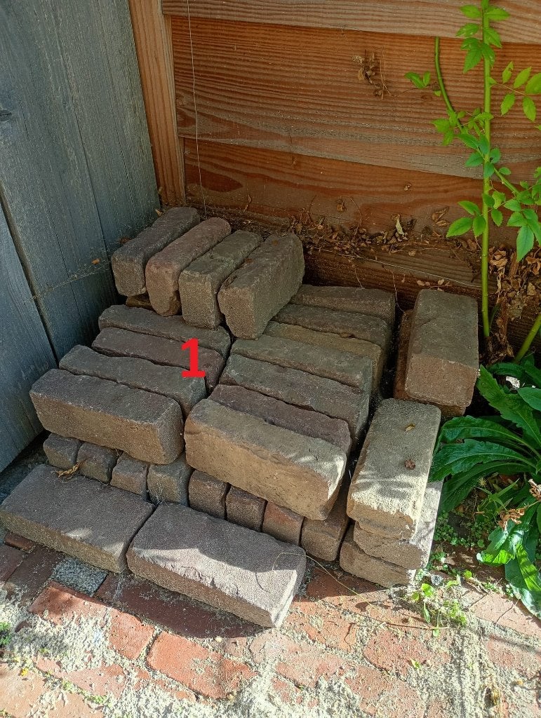 gratis gebakken en betonnen stenen en banden, Ophalen, Gebruikt, Klinkers, Minder dan 5 m²
