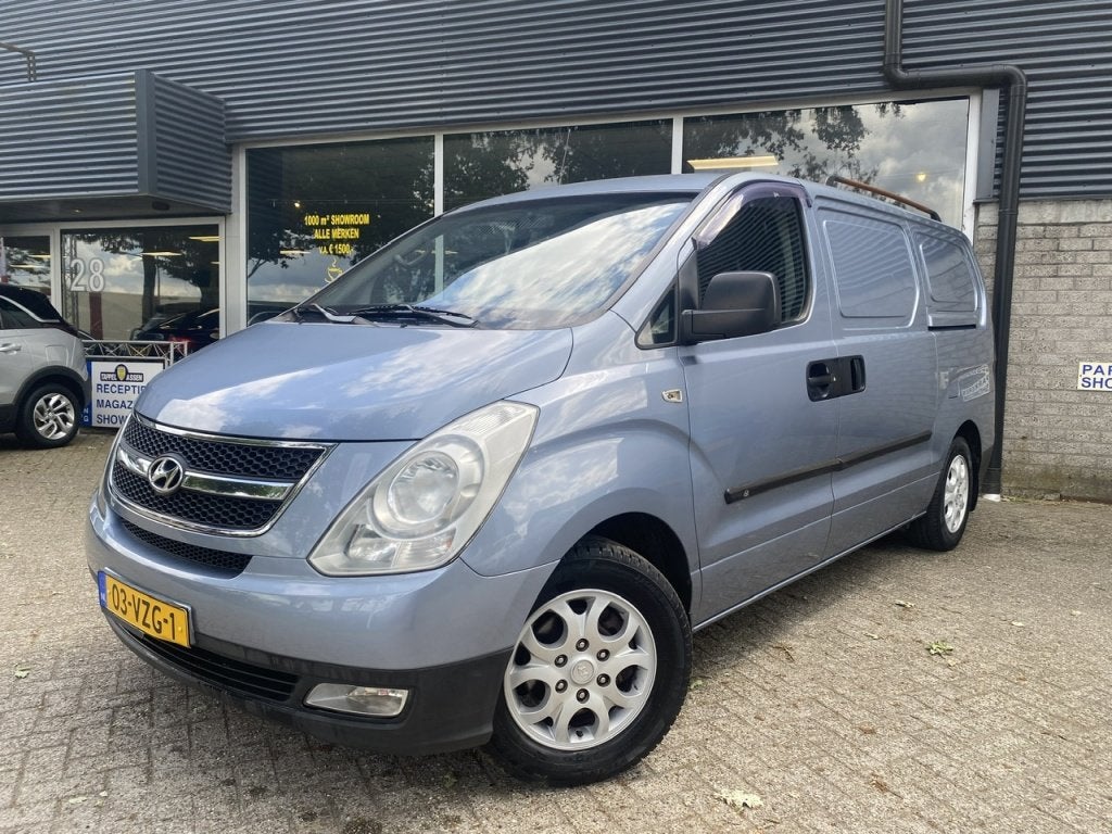 Hyundai H300 2.5 CRDi Dynamic Trekhaak/L.M. velgen/Batonplex, Gebruikt, Blauw, 1949 kg, Origineel Nederlands