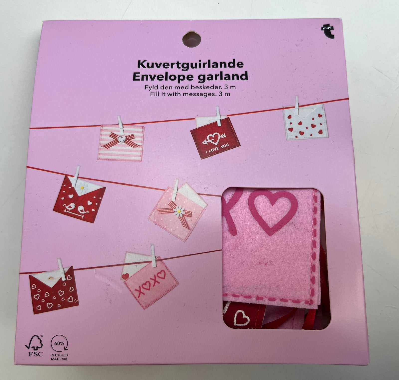 Slinger met vilten envelopjes waar je briefje in kan doen, Ophalen of Verzenden, Zo goed als nieuw, Versiering
