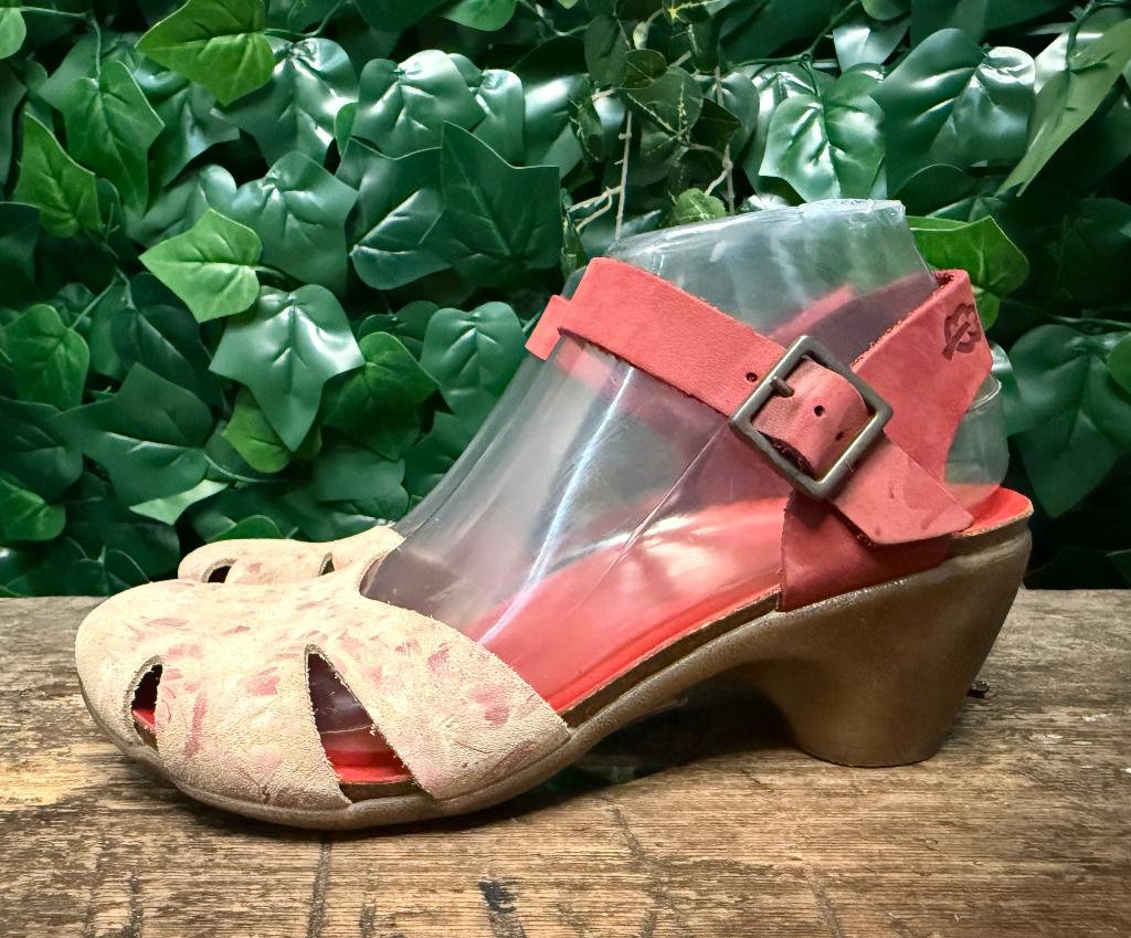 Nieuwe sandalen van Loints of Holland maat 38, Beige, Loints of holland, Nieuw, Loints of holland