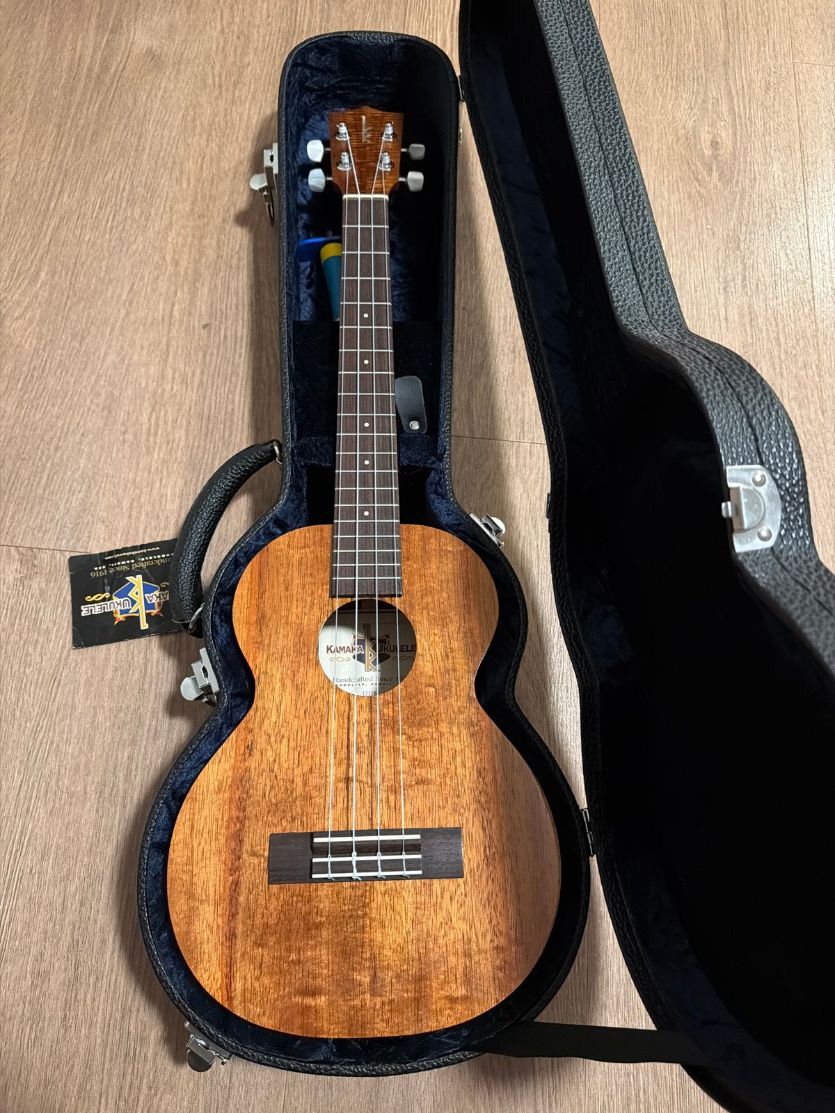 Kamaka HF-3L Tenor Ukelele (2013) – Massief Hawaïaans Koa, Muziek en Instrumenten, Snaarinstrumenten | Overige, Ophalen of Verzenden
