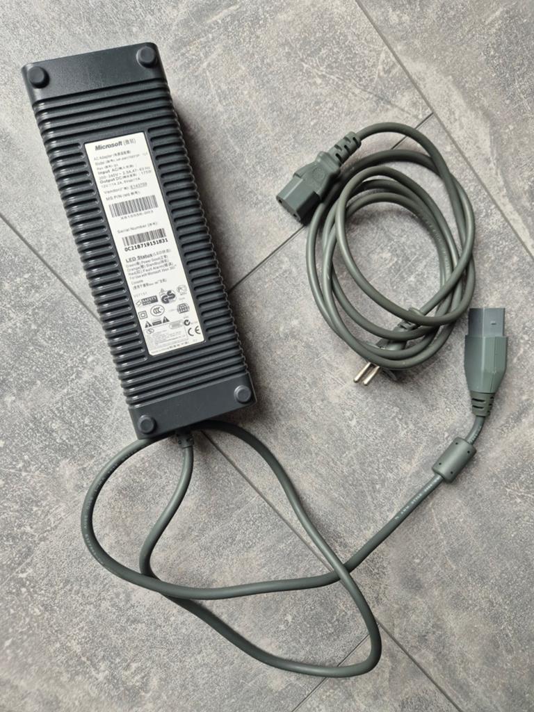 XBOX 360 - Stroomkabel / Adapter / Voeding - Origineel, Spelcomputers en Games, Spelcomputers | Xbox | Accessoires, Ophalen of Verzenden