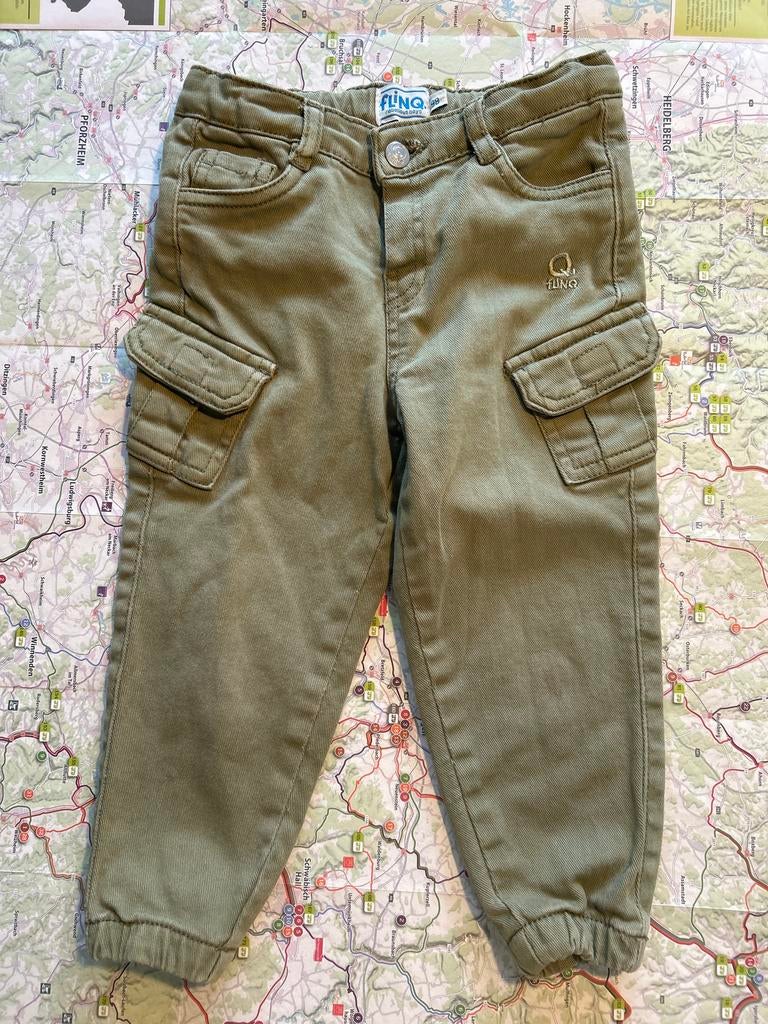 Flinq cargo broek maat 98 in army groen zgan, Kinderen en Baby's, Kinderkleding | Maat 98, Zo goed als nieuw, Jongen, Broek, Ophalen of Verzenden