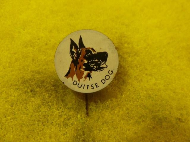 Speldje Duitse dog, Verzamelen, Ophalen of Verzenden, Zo goed als nieuw, Overige onderwerpen