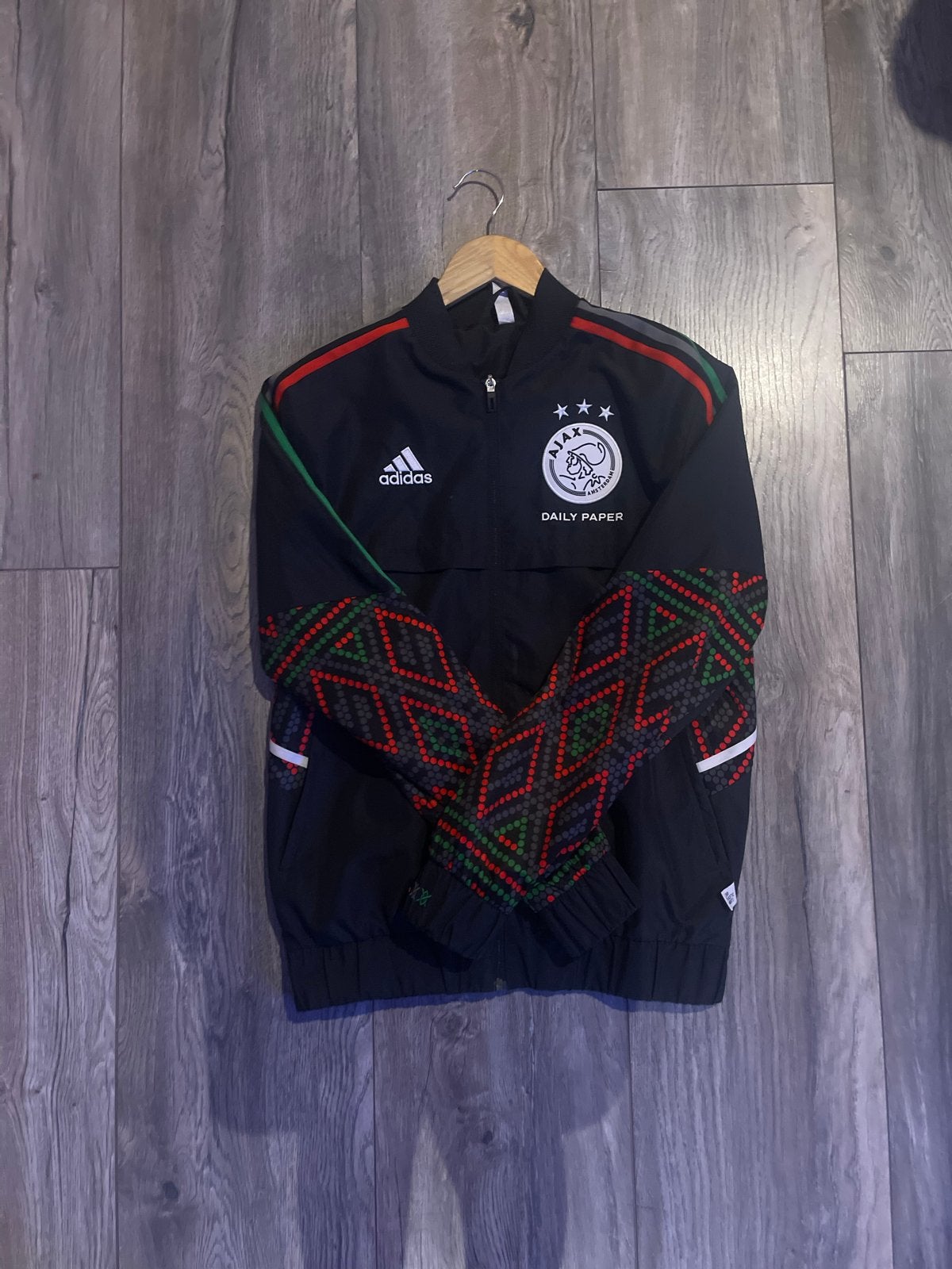 Ajax x Daily Paper Trainingsjack - Zwart met patroon, Maat 48/50 (M), Zwart, Ophalen of Verzenden, Zo goed als nieuw