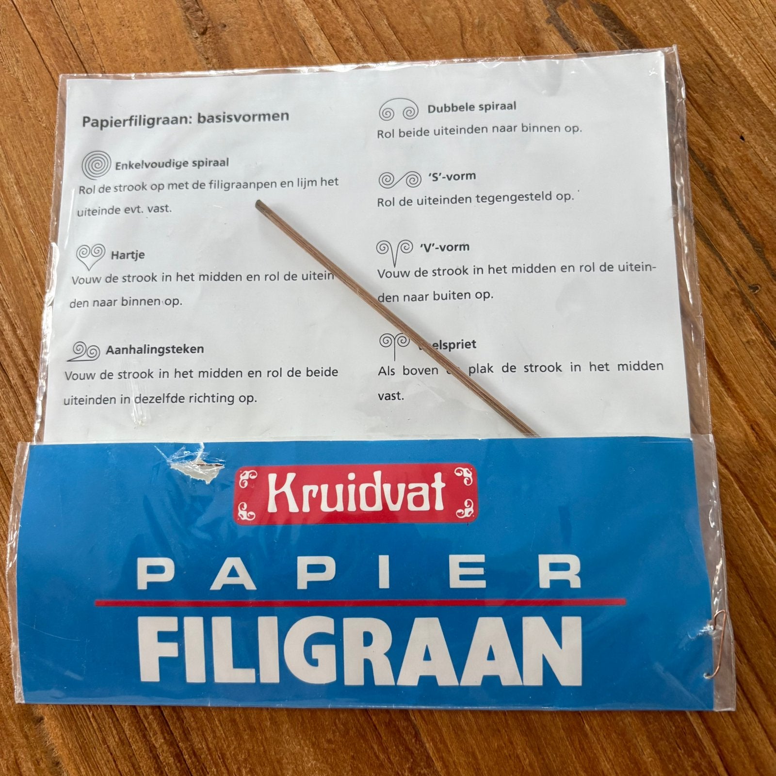 Papierfiligraan, Ophalen, Nieuw, Meerkleurig, Papier of Karton