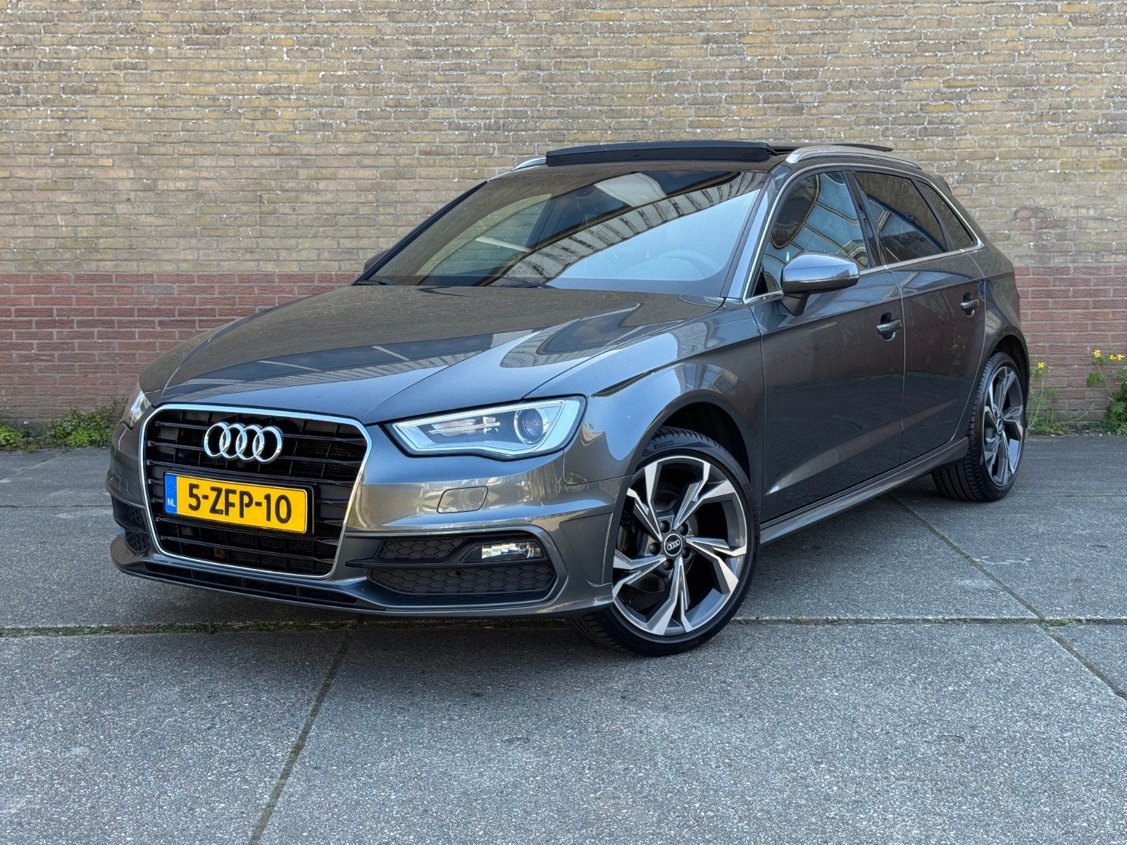 Audi A3 1.4TFSI G-tron / S-tronic / S-line, Auto's, 4 cilinders, Zilver of Grijs, 1300 kg, Elektronische parkeerrem