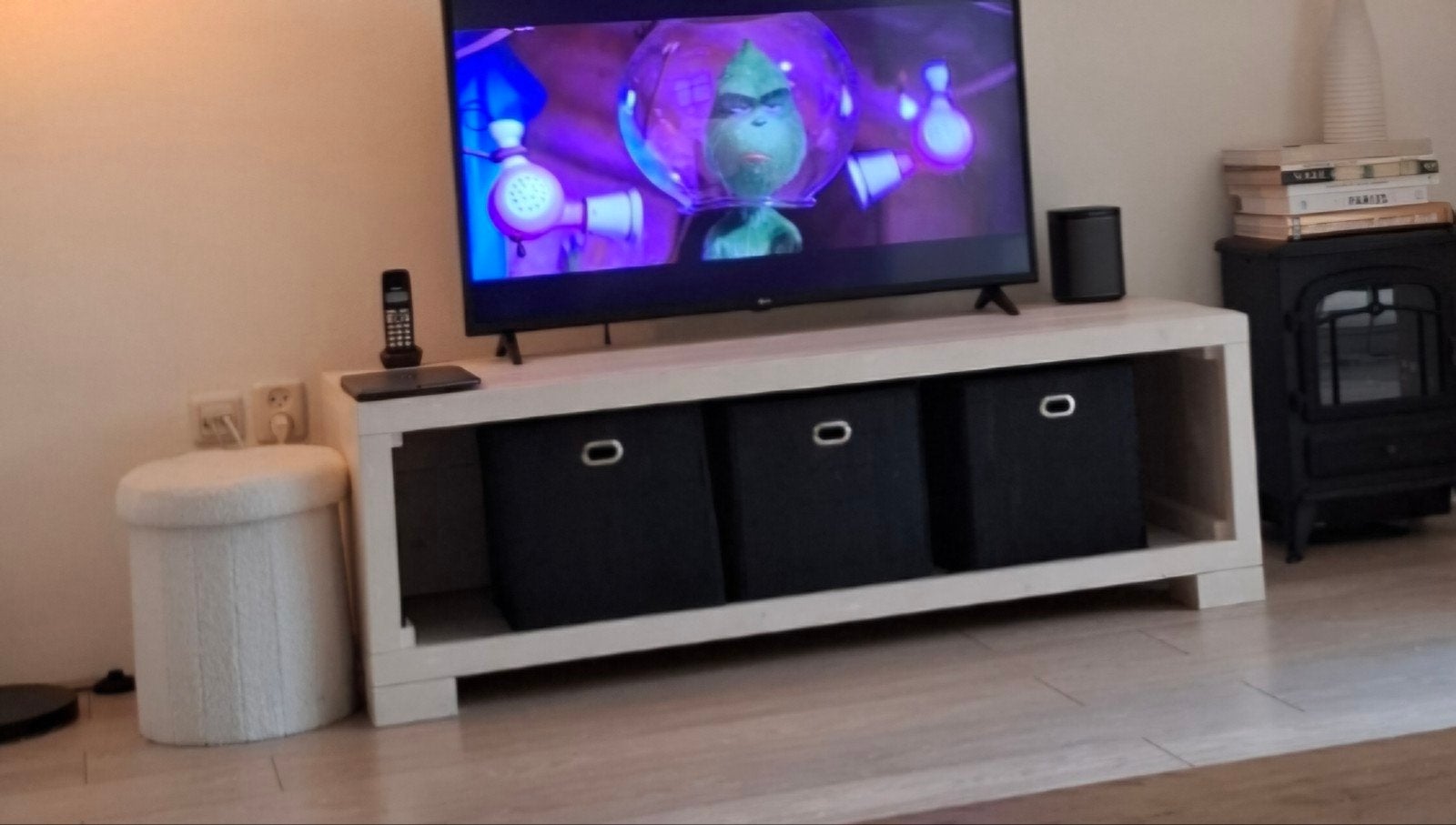 Steigerhouten TV meubel - Wit geverfd, Ophalen, Gebruikt, 100 tot 150 cm, Minder dan 100 cm