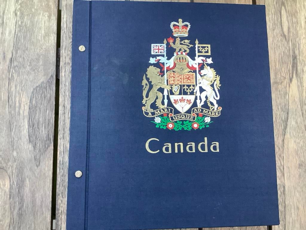 Canada Davo postzegelalbum 1852-1994 - Zeer Goed Gevuld, Ophalen of Verzenden, Noord-Amerika