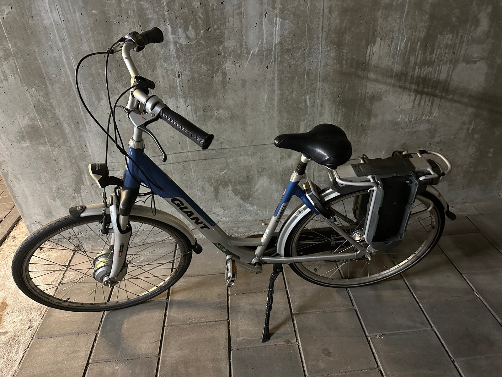 Giant Twist Double Go Electrische Fiets met 2 accu’s, Ophalen, Minder dan 30 km per accu, Gebruikt, Giant