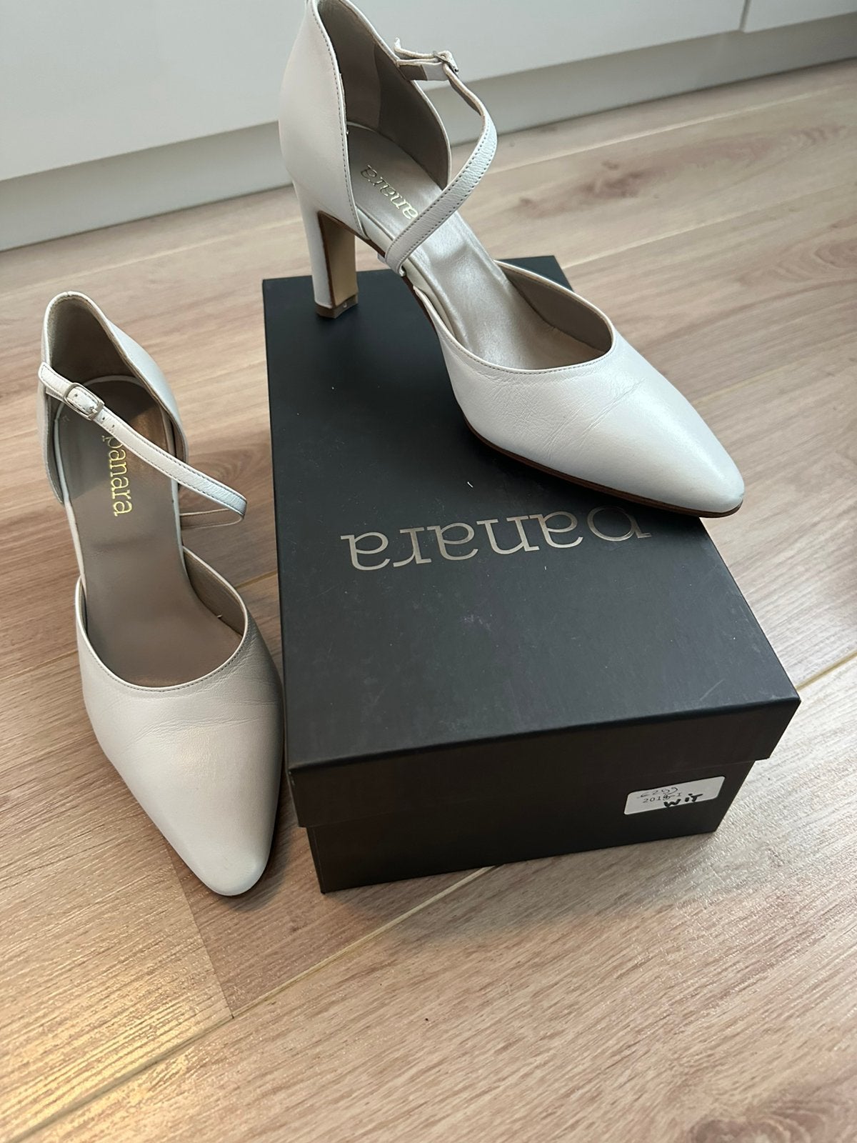 Lederen Panara pumps maat 37 nieuw! / trouwschoenen, Pumps, Wit, Nieuw, Ophalen of Verzenden