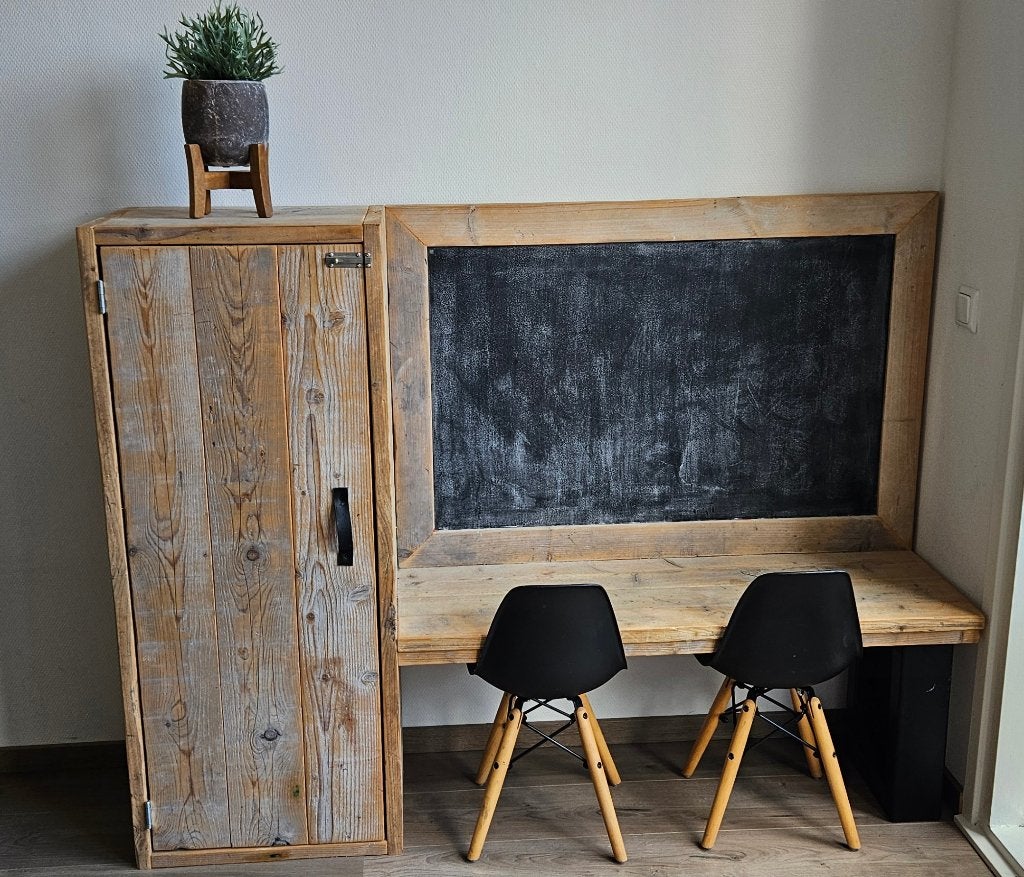 Kinder speeltafel met stoeltjes, Ophalen, Gebruikt, Tafel(s) en Stoel(en)