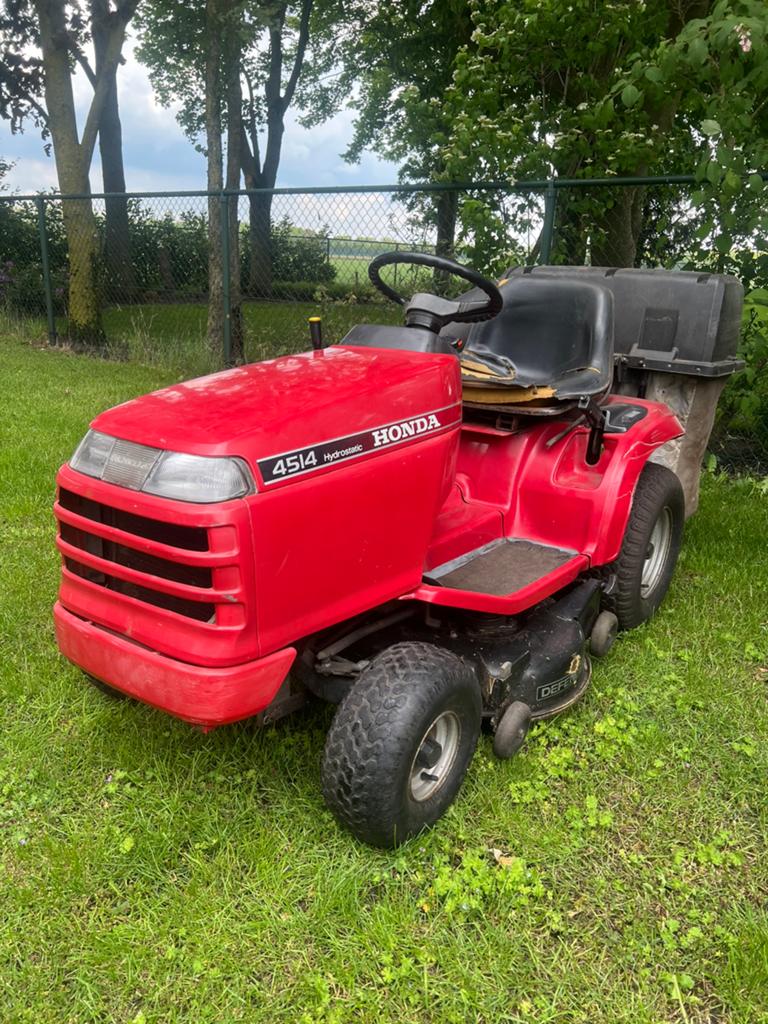 Zoals ingeruild: Honda 4514 watergekoeld zitmaaier, hydro, Tuin en Terras, Ophalen, Honda, Gebruikt, Info@honda.eu