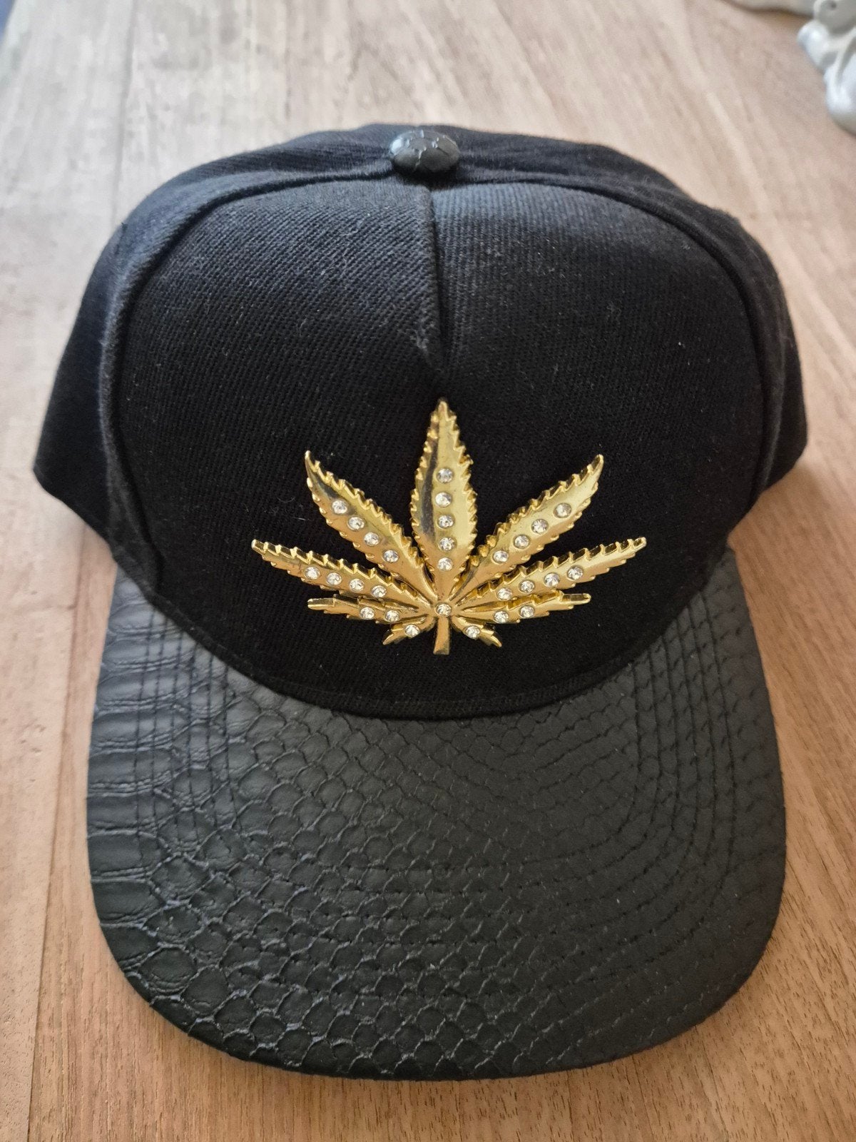 Zwarte baseball cap met bling blad, Kleding | Heren, Ophalen of Verzenden, Nieuw, One size fits all, Pet