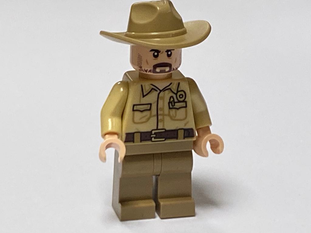 Lego Stranger Things Minifiguur st007 Chief Jim Hopper, Kinderen en Baby's, Speelgoed | Duplo en Lego, Overige thema's, Lego, Nieuw