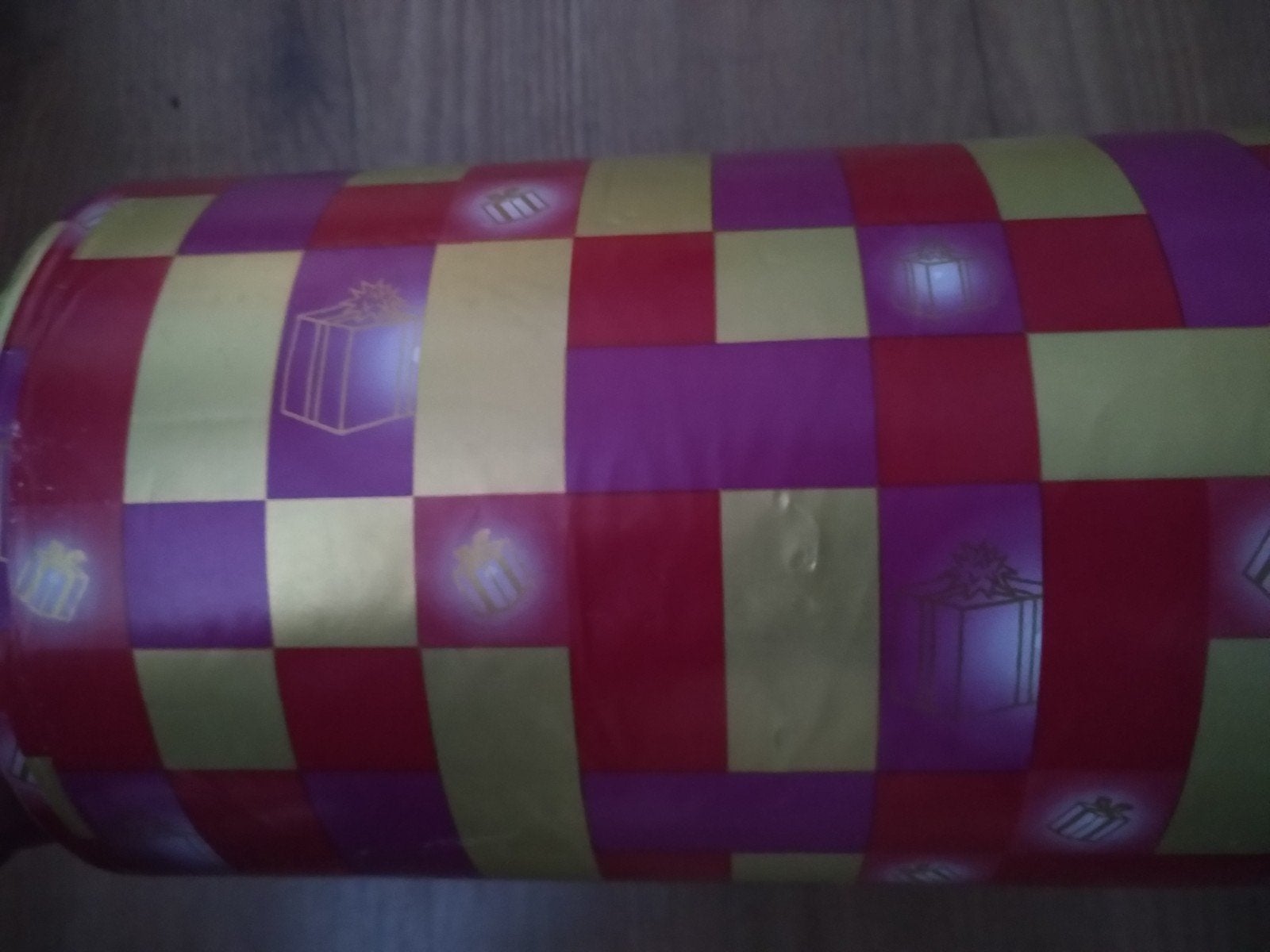 Toonbankrol Inpakpapier Cadeautjes, 30 cm breed, € 20, Ophalen of Verzenden, Nieuw