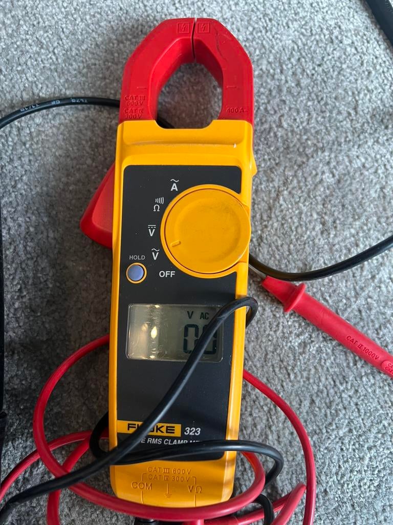 Fluke, Ophalen of Verzenden, Zo goed als nieuw, Multimeter