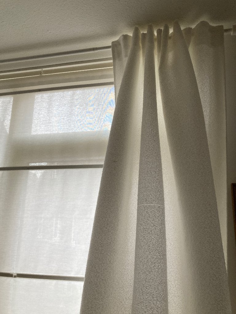 Witte gordijnen bouclé set van 2 keer 140 x 260 cm, Verzenden, In te korten, Gordijn, Crème