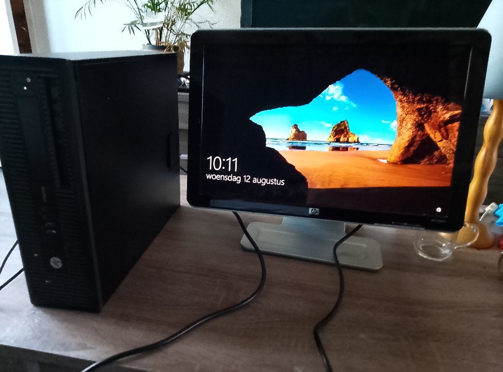 HP PC + HP Monitor Set, Computers en Software, Desktop Pc's, Ophalen, Gebruikt, HDD, 2 tot 3 Ghz