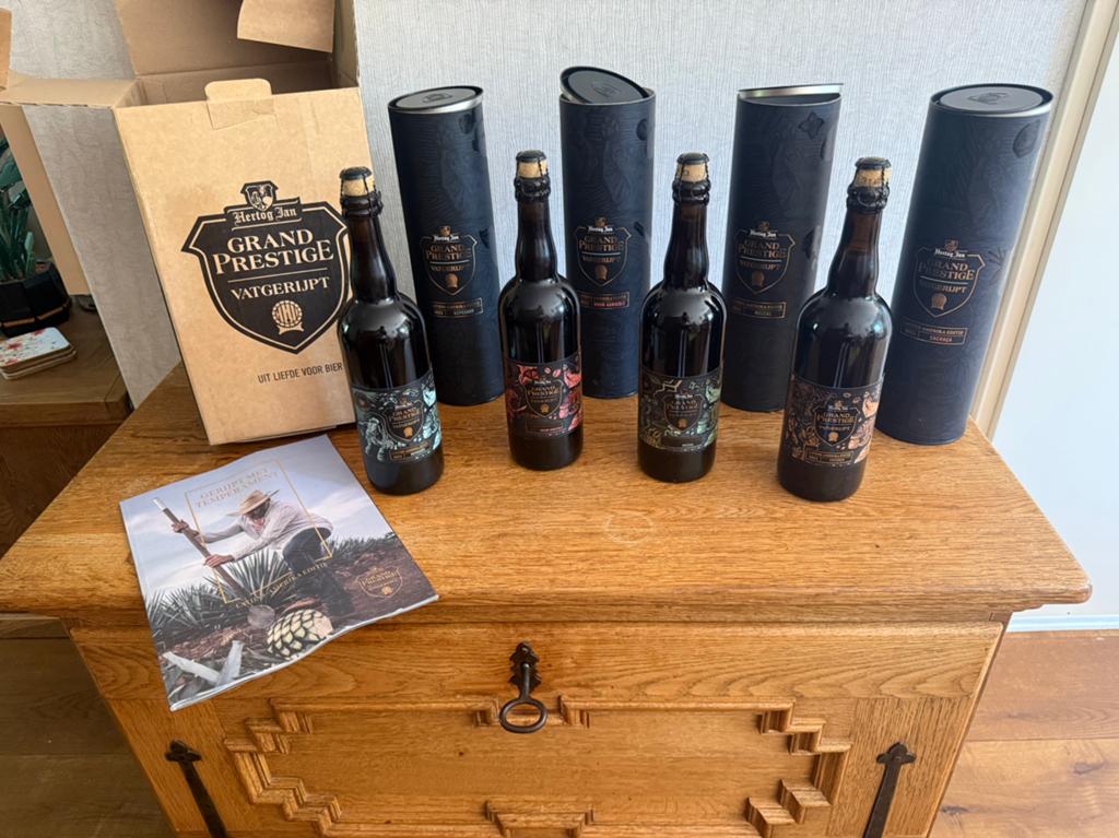 Hertog jan grand prestige vatgerijpt 2023, Verzamelen, Biermerken, Ophalen of Verzenden, Nieuw, Flesje(s), Hertog Jan