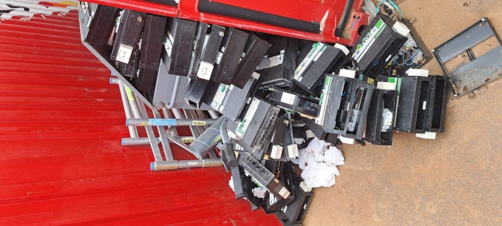 Partij meterkasten voor onderdelen of recycling, Doe-het-zelf en Verbouw, Ophalen of Verzenden