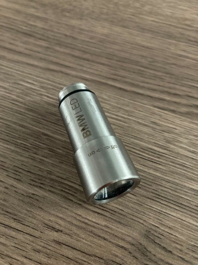 BMW LED Zaklamp, Ophalen of Verzenden, Zo goed als nieuw, Batterij