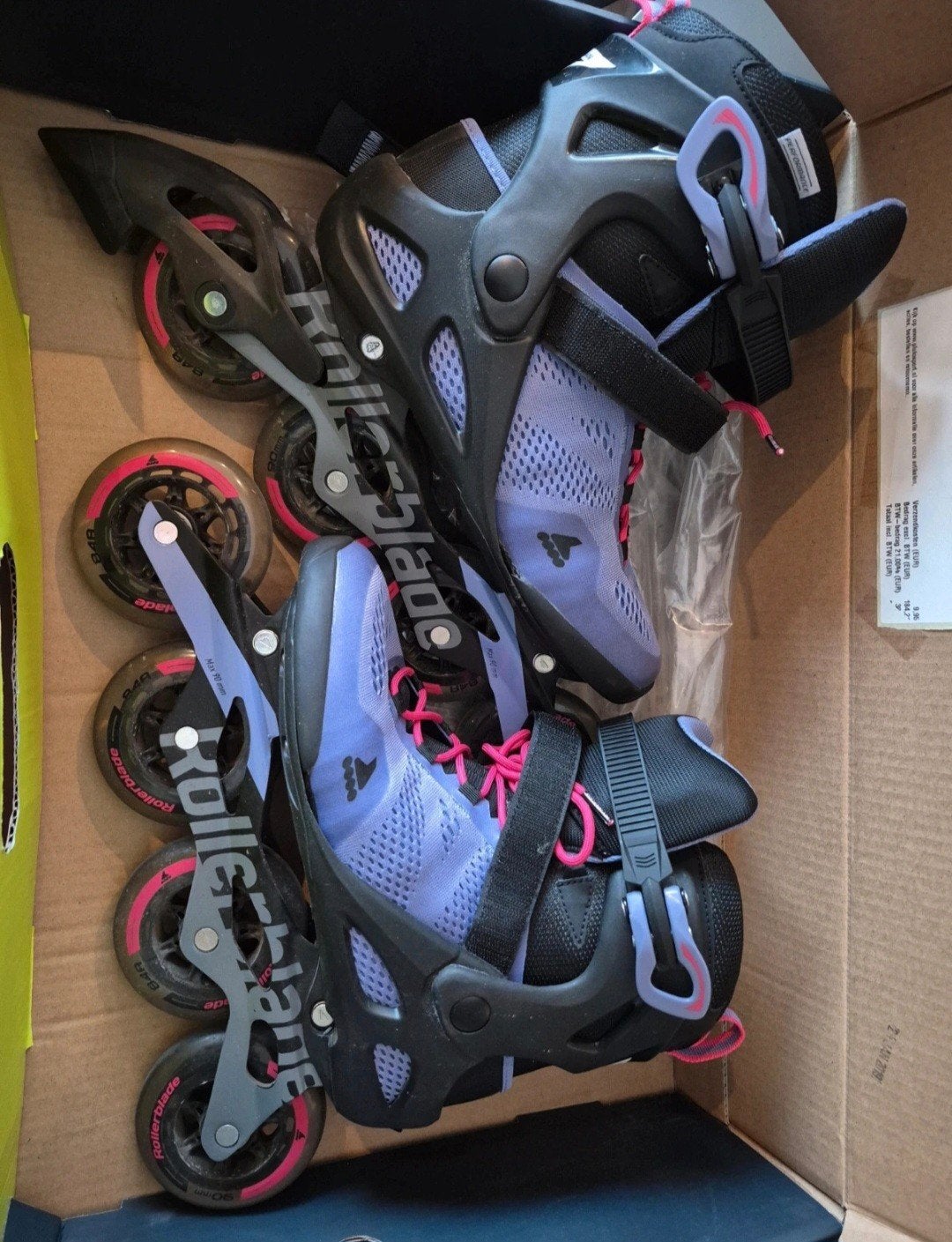 Rollerblade inline skates met bescherming, Zo goed als nieuw, Verstelbaar, Ophalen of Verzenden, Zo goed als nieuw, Inline skates 4 wielen