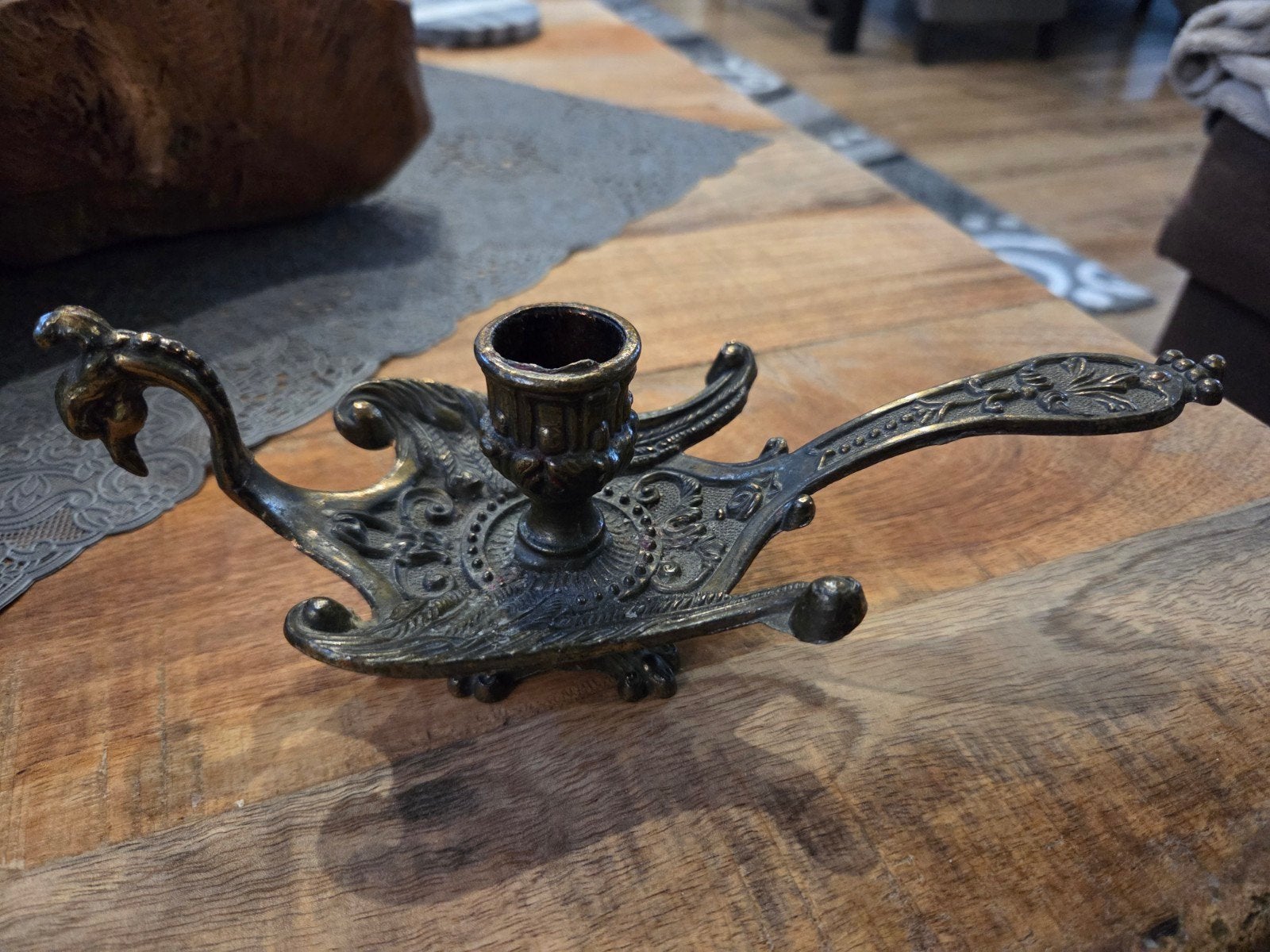 GROOT Vintage Messing Kandelaar - Aladdin Lamp met Fenix Kop, Antiek en Kunst, Antiek | Kandelaars, Koper of Brons, Ophalen of Verzenden