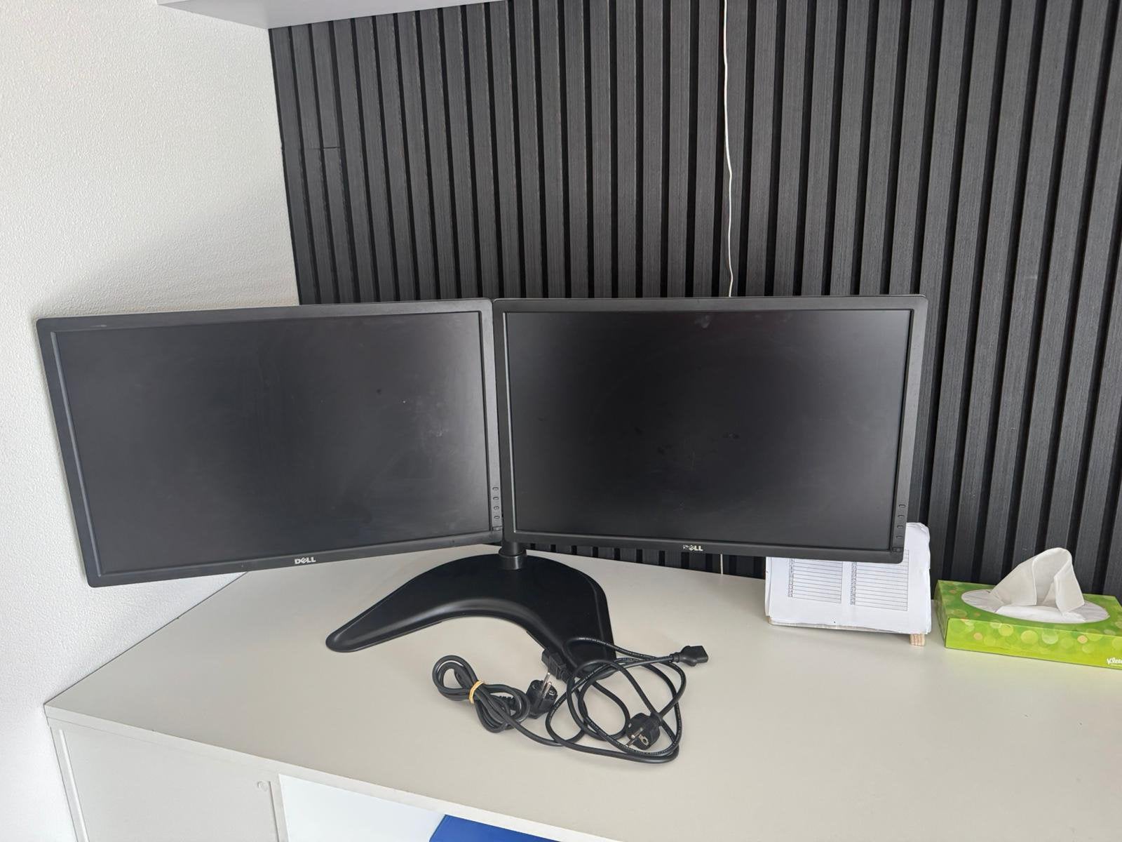 Dell monitoren met kabels te koop, Computers en Software, Ophalen, 3 tot 5 ms, 24 inch, Zo goed als nieuw